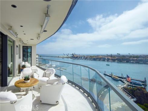 183 Carnation Avenue, Corona del Mar, CA