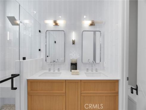 321 Larkspur 1-2 Avenue, Corona del Mar, CA