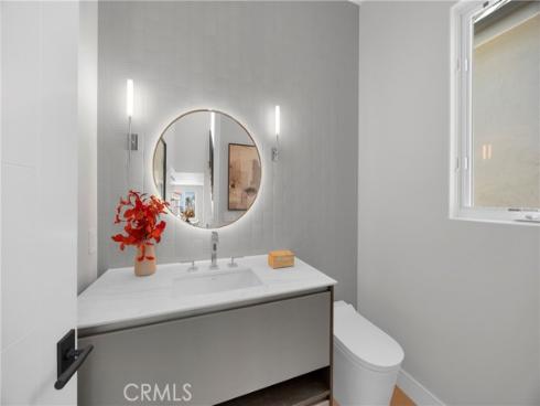 321 Larkspur 1-2 Avenue, Corona del Mar, CA
