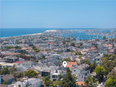 321 Larkspur 1-2 Avenue, Corona del Mar, CA