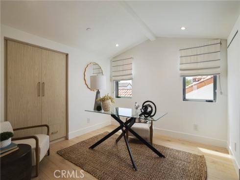 506 Goldenrod Ave , Corona del Mar, CA