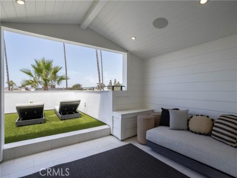 506 Goldenrod Ave , Corona del Mar, CA