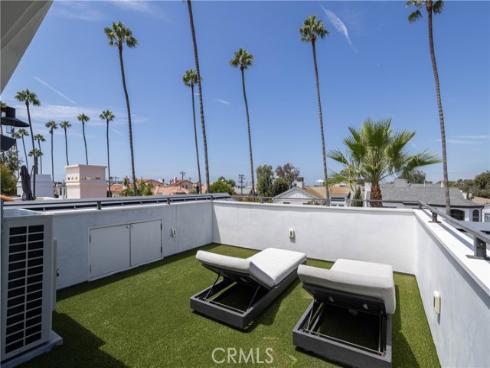 506 Goldenrod Ave , Corona del Mar, CA