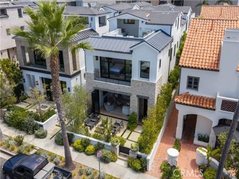 506 Goldenrod Ave , Corona del Mar, CA
