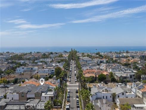 506 Goldenrod Ave , Corona del Mar, CA