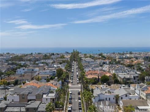 506 Goldenrod Ave , Corona del Mar, CA