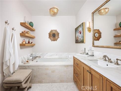 7  Jetty   Drive, Corona del Mar, CA