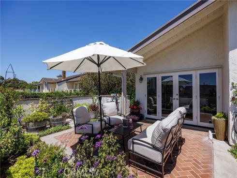 7  Jetty   Drive, Corona del Mar, CA