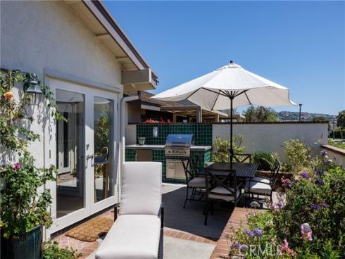 7  Jetty   Drive, Corona del Mar, CA