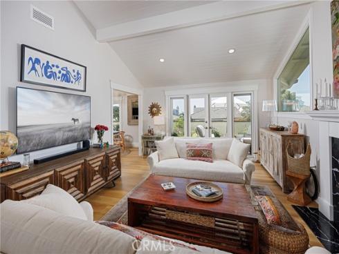 7  Jetty   Drive, Corona del Mar, CA