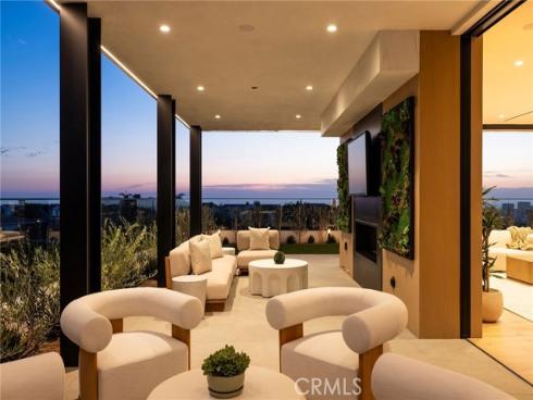 53 Montecito Drive, Corona del Mar, CA