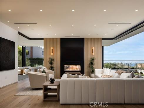 53 Montecito Drive, Corona del Mar, CA