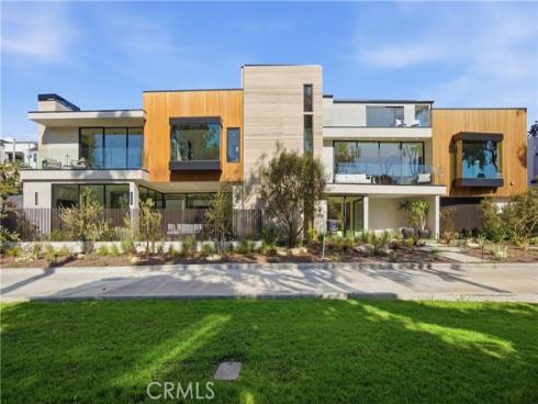 2910 Bayside