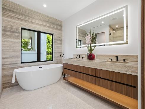 2910 Bayside , Corona del Mar, CA