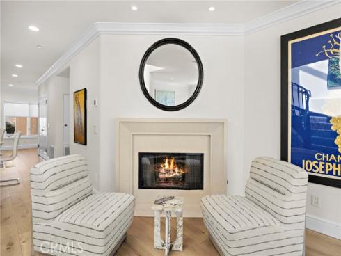 302 Carnation Avenue, Corona del Mar, CA