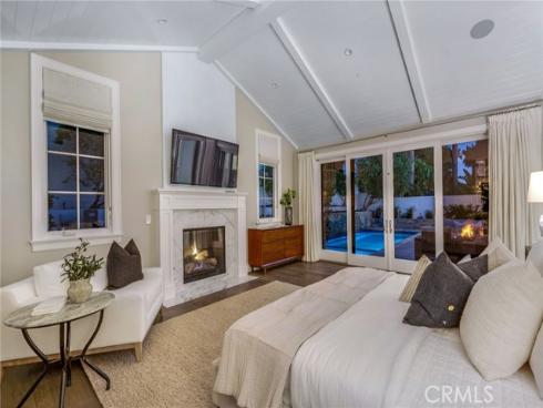 712 K Thanga , Corona del Mar, CA