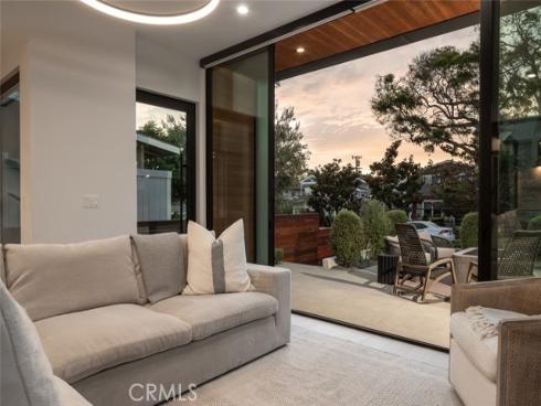 716 Orchid Avenue, Corona del Mar, CA