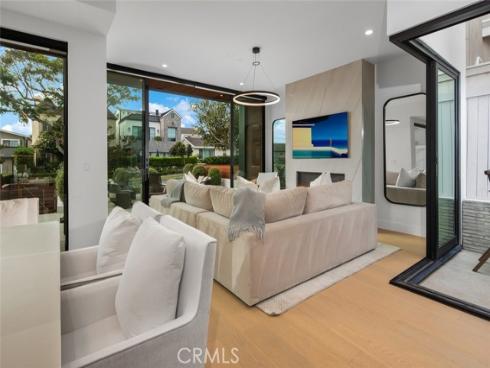 716 Orchid Avenue, Corona del Mar, CA