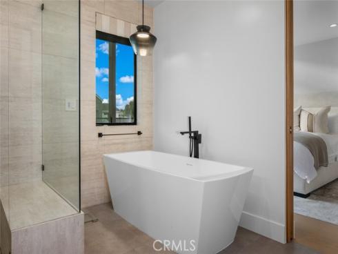 716 Orchid Avenue, Corona del Mar, CA