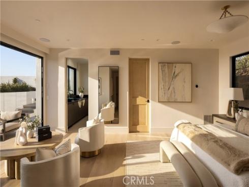 1001 Tiller Way, Corona del Mar, CA