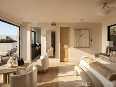 1001 Tiller Way, Corona del Mar, CA