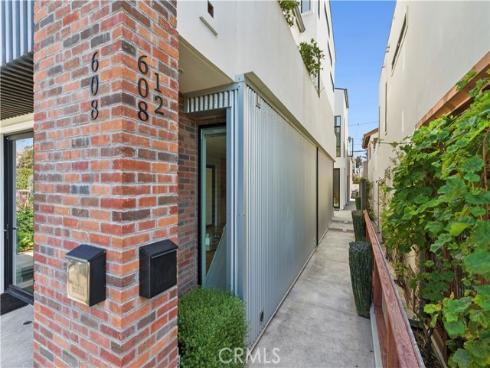 608  Orchid  , Corona del Mar, CA