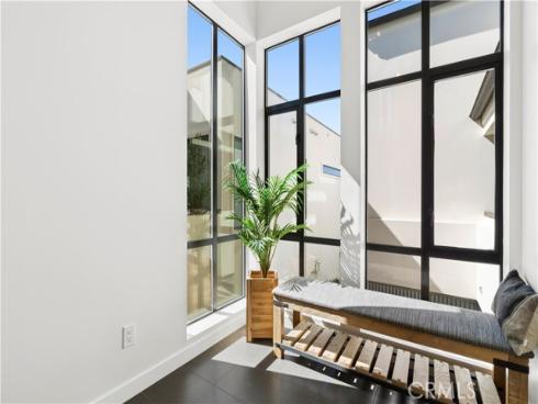 608  Orchid  , Corona del Mar, CA