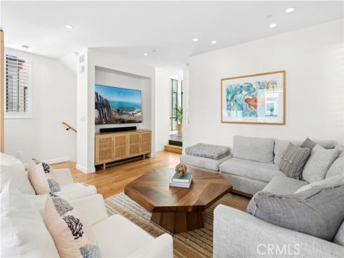 608  Orchid  , Corona del Mar, CA