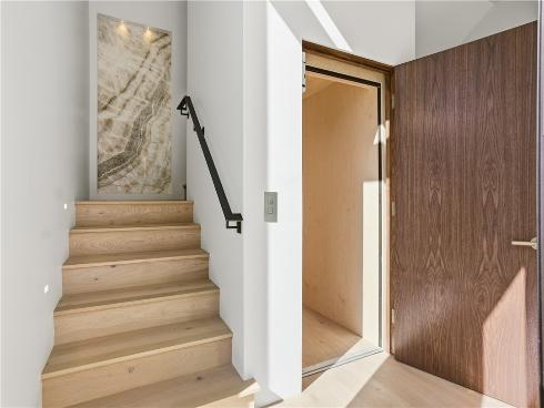 2910  Bayside  , Corona del Mar, CA