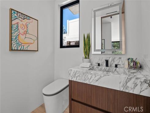 400  Heliotrope  , Corona del Mar, CA