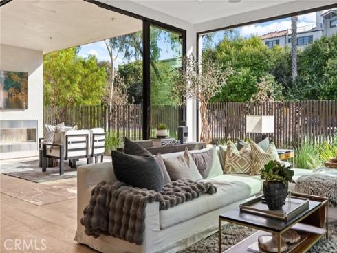 400  Heliotrope  , Corona del Mar, CA