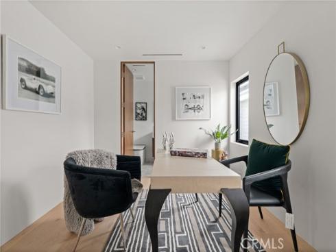 400  Heliotrope  , Corona del Mar, CA