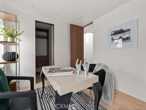 400  Heliotrope  , Corona del Mar, CA