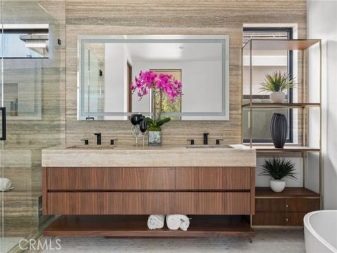 400  Heliotrope  , Corona del Mar, CA