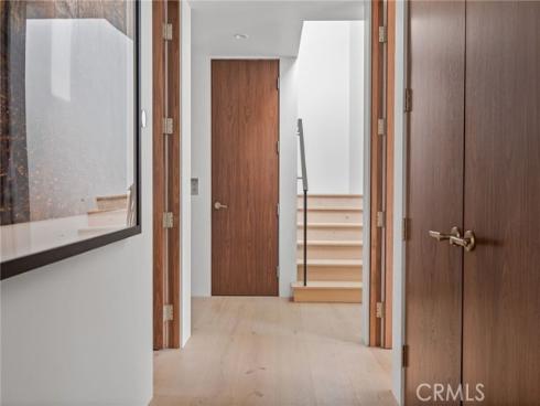 400  Heliotrope  , Corona del Mar, CA