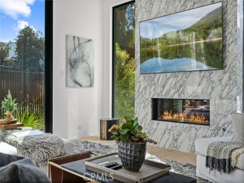 400  Heliotrope  , Corona del Mar, CA