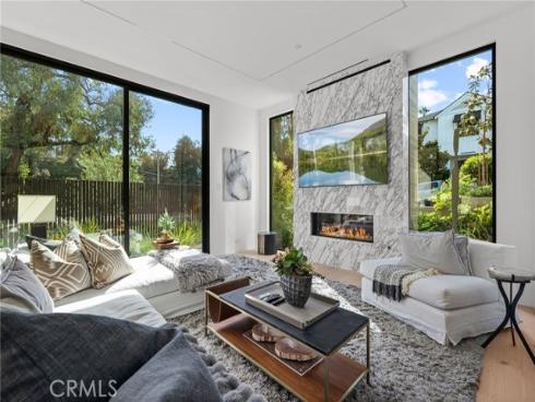 400  Heliotrope  , Corona del Mar, CA