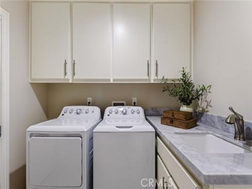 607  Dahlia   Avenue, Corona del Mar, CA