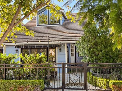 607  Dahlia   Avenue, Corona del Mar, CA
