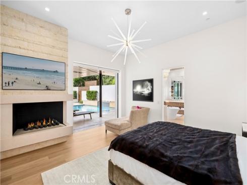 621 Malabar Drive, Corona del Mar, CA