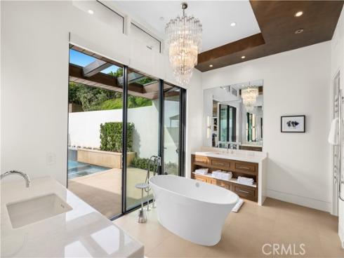 621 Malabar Drive, Corona del Mar, CA