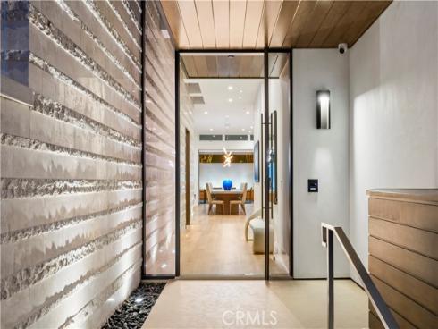 621 Malabar Drive, Corona del Mar, CA
