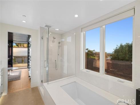 621 Malabar Drive, Corona del Mar, CA