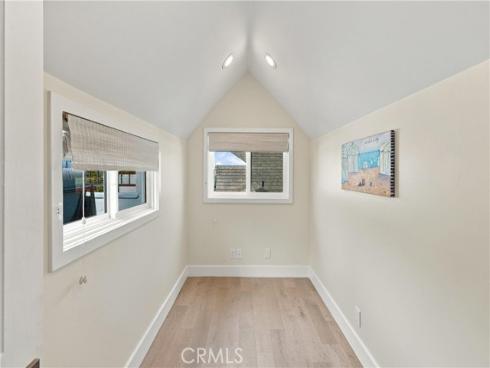 502 Fernleaf 2 Avenue, Corona del Mar, CA