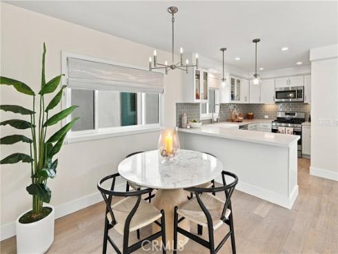 502 Fernleaf 2 Avenue, Corona del Mar, CA