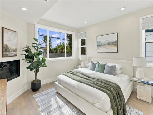 502 Fernleaf 2 Avenue, Corona del Mar, CA