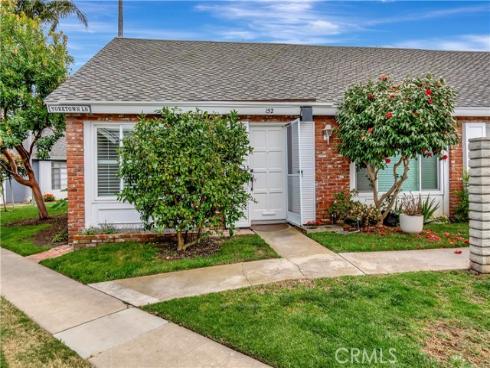 152  Yorktown   Lane, Costa Mesa, CA