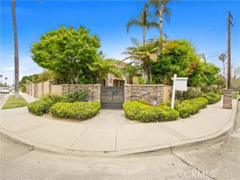 1627  Tustin   Avenue, Costa Mesa, CA