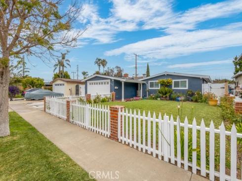 2232  Anaheim   Avenue, Costa Mesa, CA