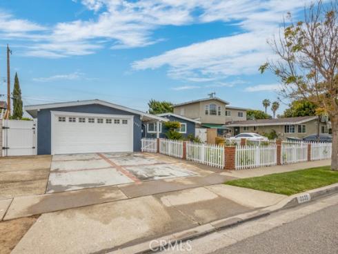 2232  Anaheim   Avenue, Costa Mesa, CA